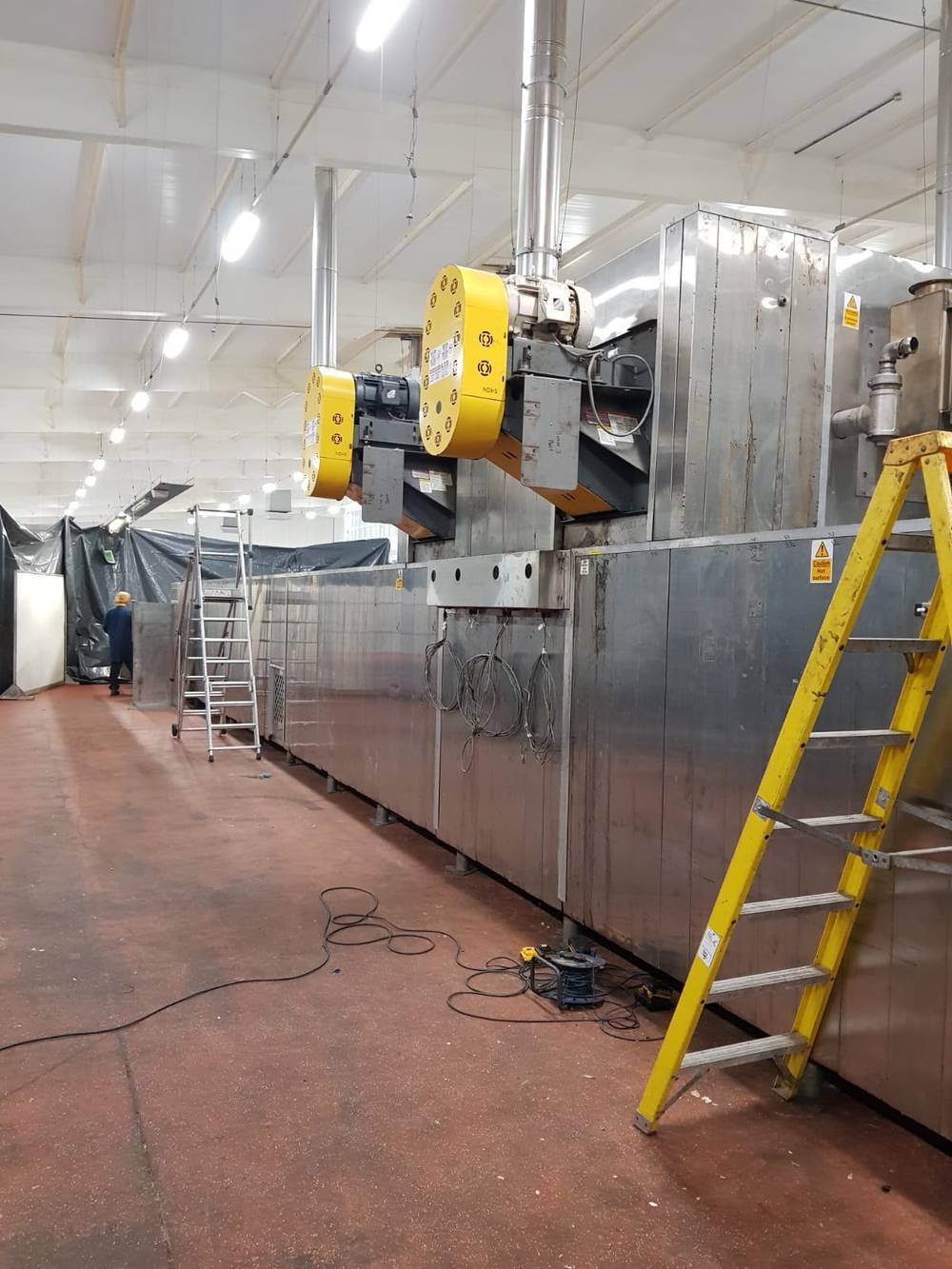 Oven line being reassembled on site